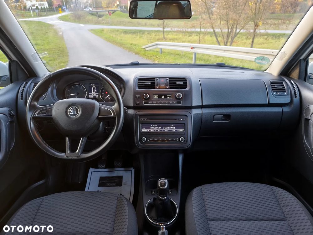 Skoda Fabia 1.2 HTP STYLE Edition - 25