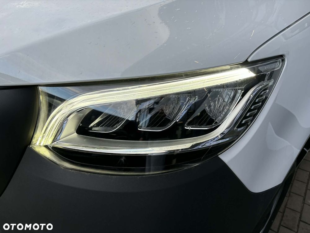 Mercedes-Benz Sprinter - 6