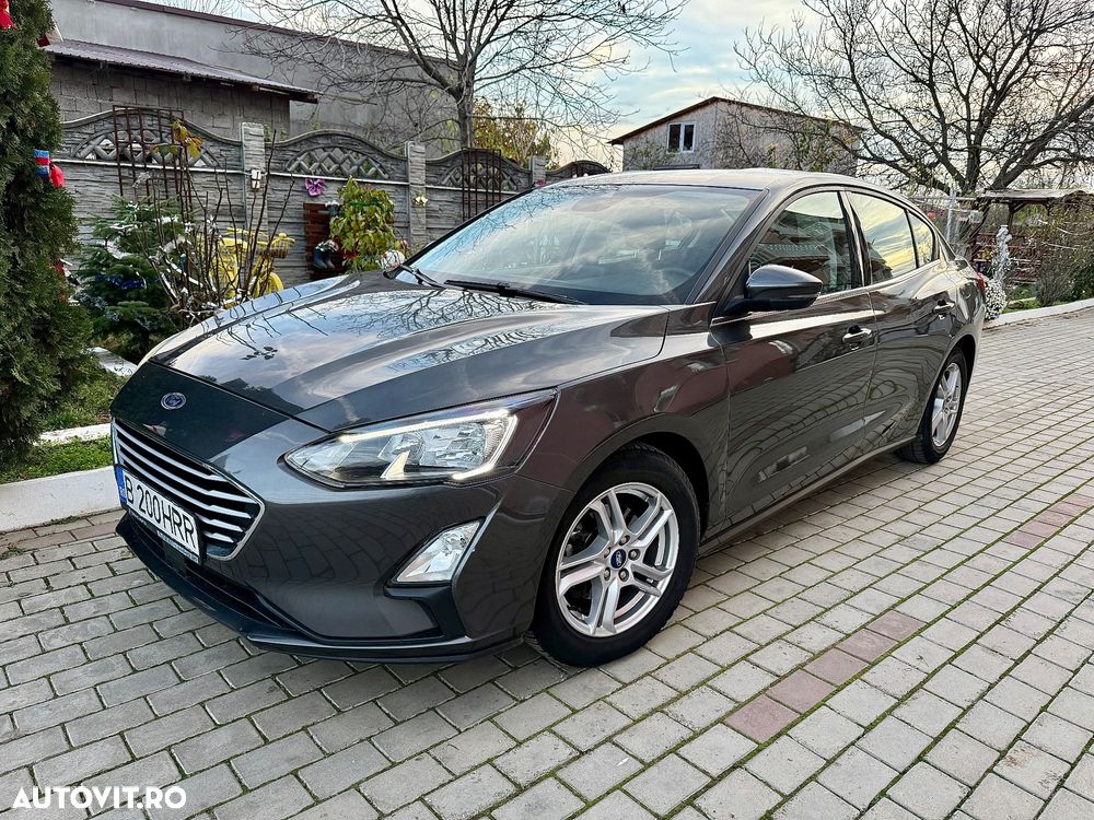 Ford Focus 1.0 EcoBoost Titanium - 1