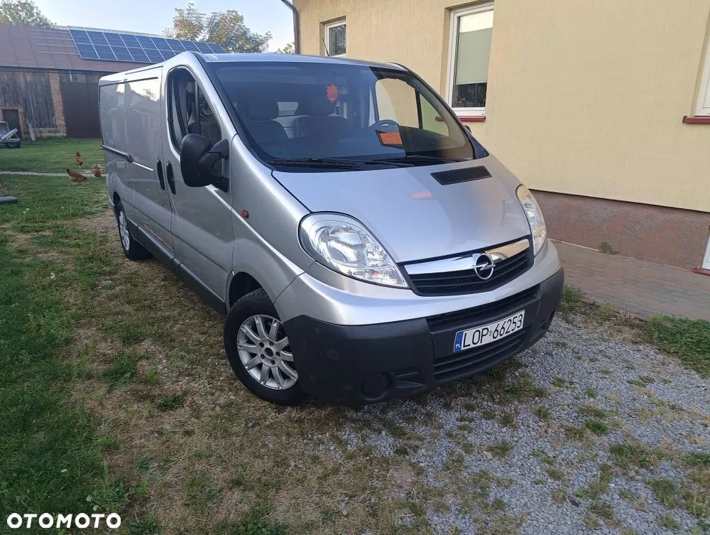 Opel Vivaro - 19