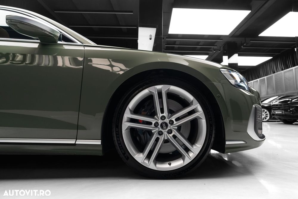 Audi S8 - 6