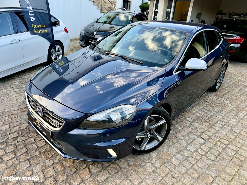 Volvo V40 D2 R Design - 9