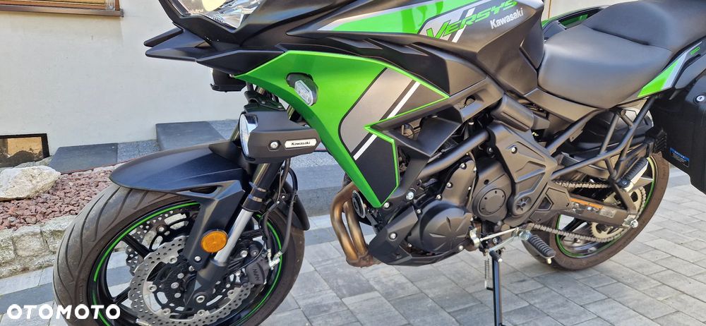 Kawasaki Versys 650 - 17