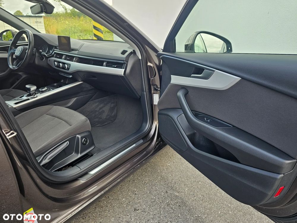 Audi A4 Avant 2.0 TDI S tronic - 13