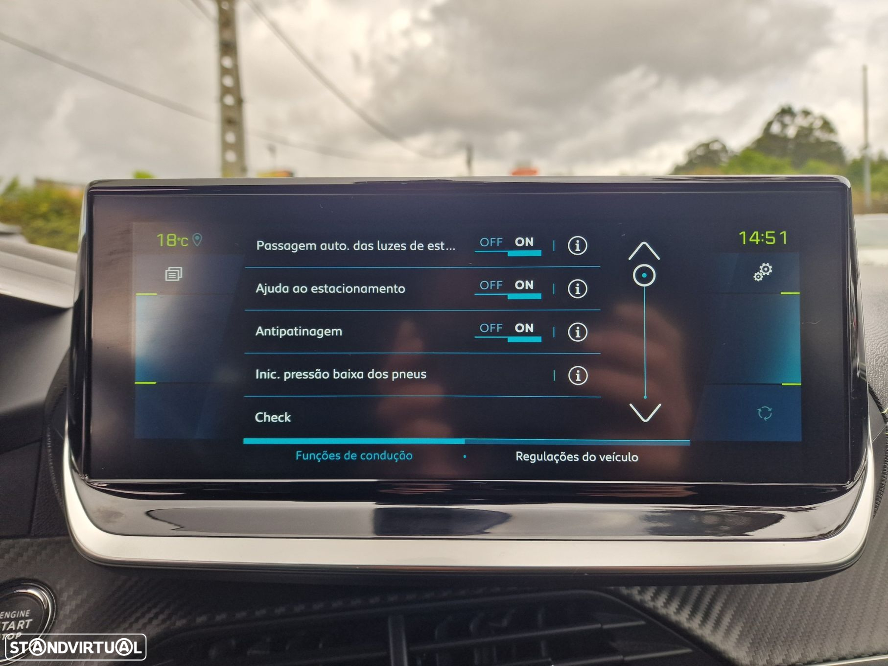 Peugeot e-208 50 kWh GT - 36