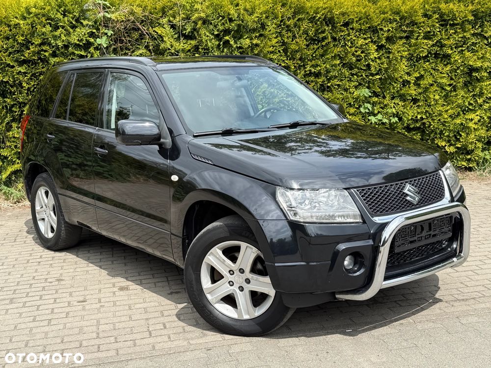 Suzuki Grand Vitara 2.0 Club - 4