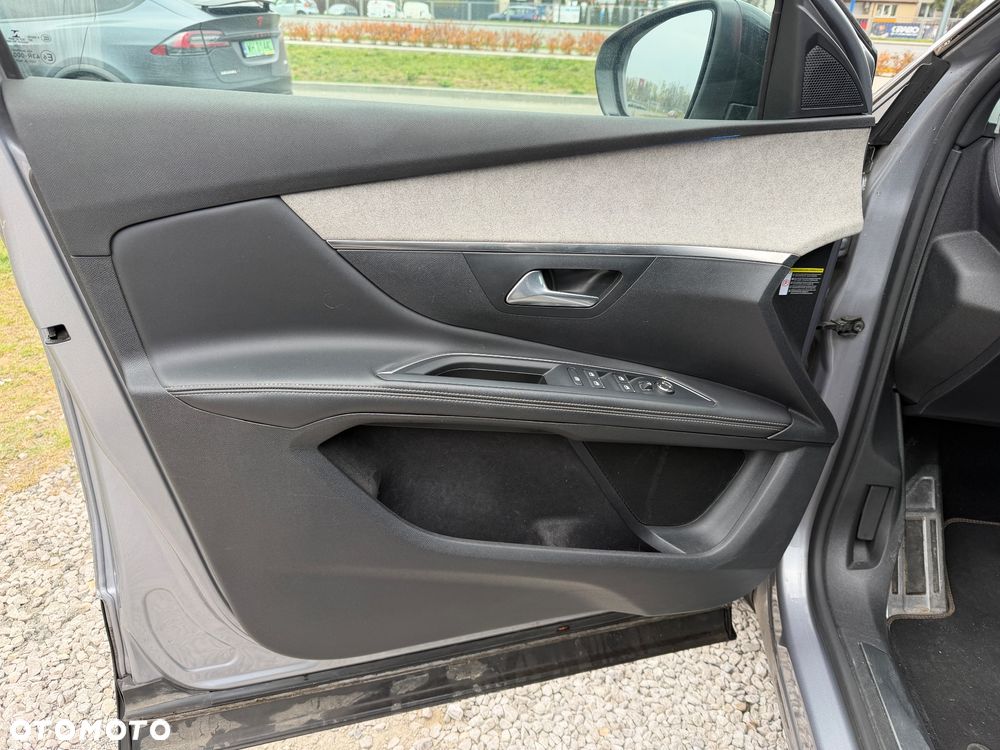 Peugeot 5008 1.2 PureTech GT Pack S&S EAT8 - 19