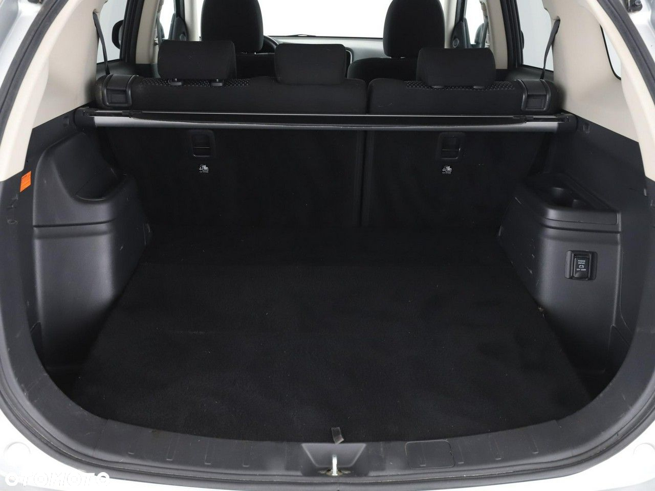 Mitsubishi Outlander 2.4 4WD Plug-In Hybrid Spirit - 20