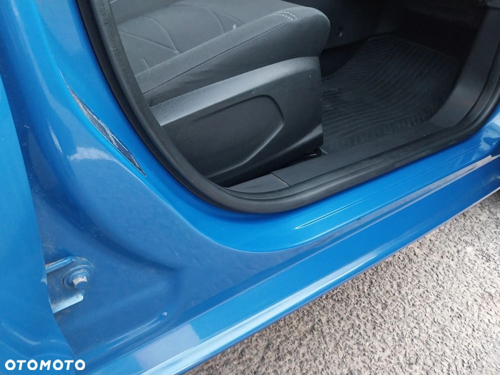 Ford Fiesta 1.0 EcoBoost Silver X Plus - 26