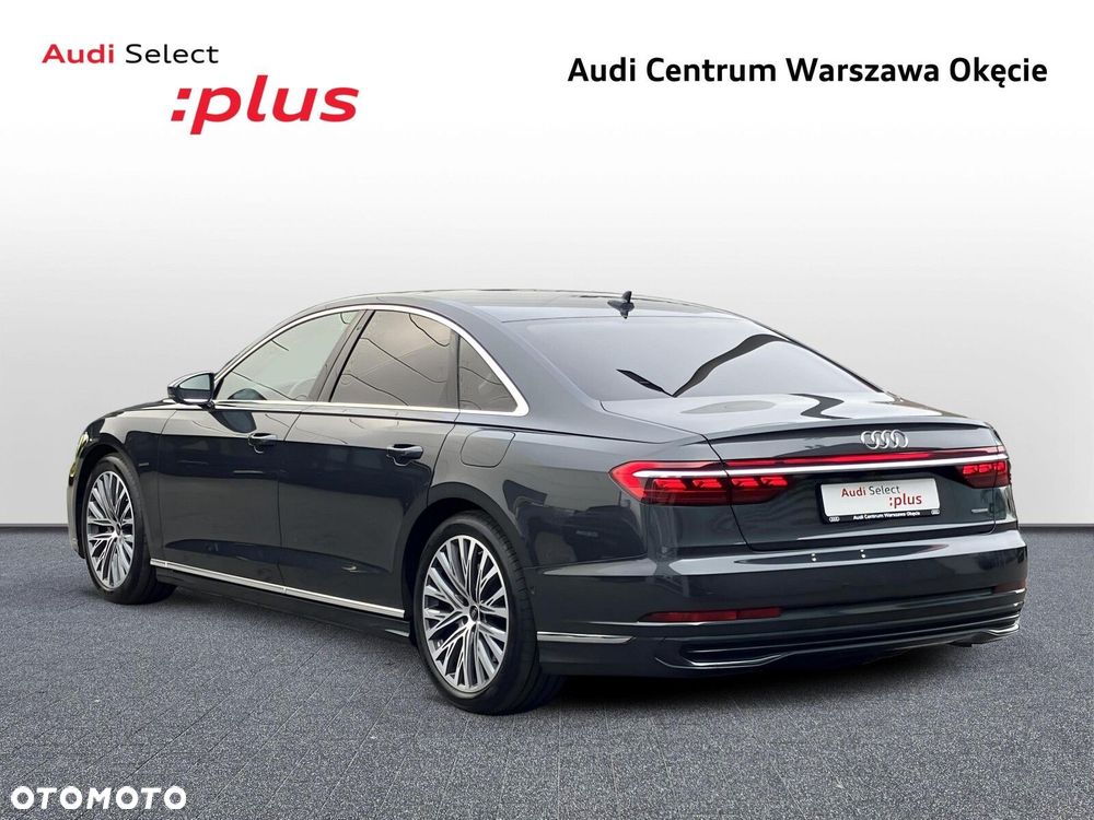 Audi A8 - 7