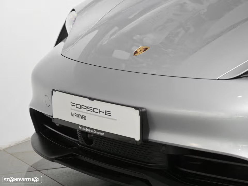 Porsche Taycan Standard - 9