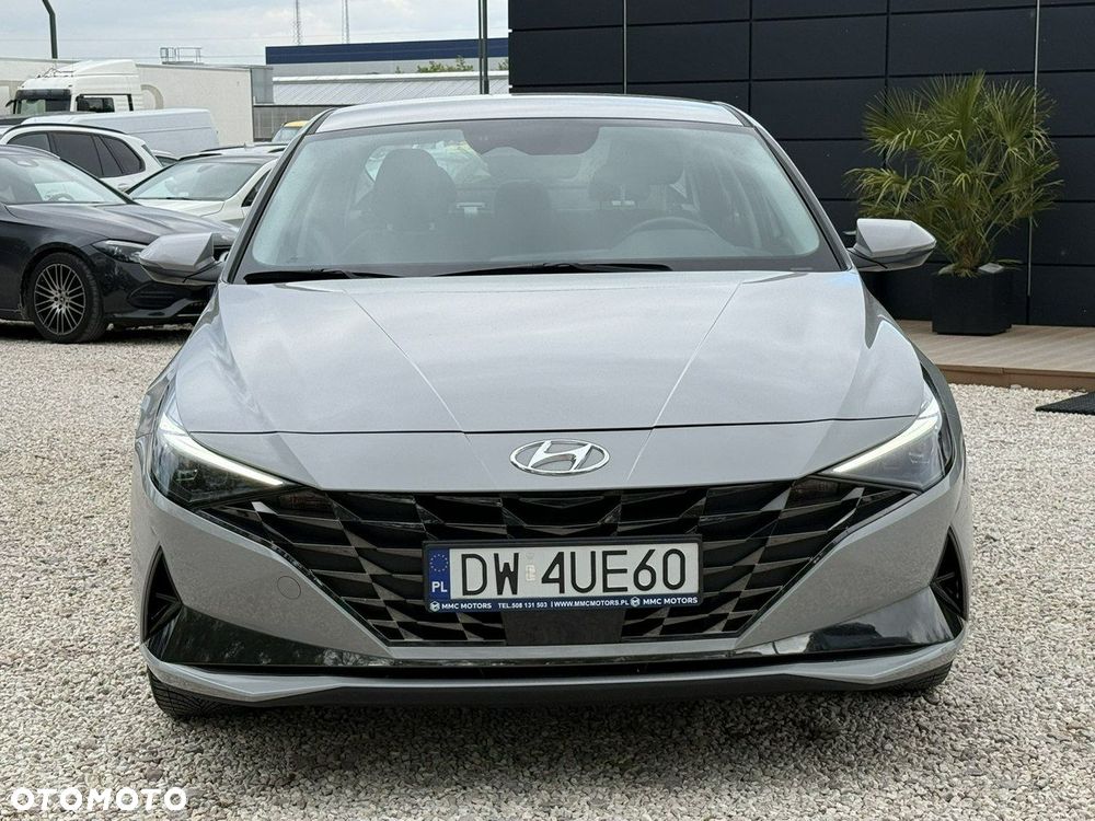 Hyundai Elantra 1.6 Smart CVT - 9