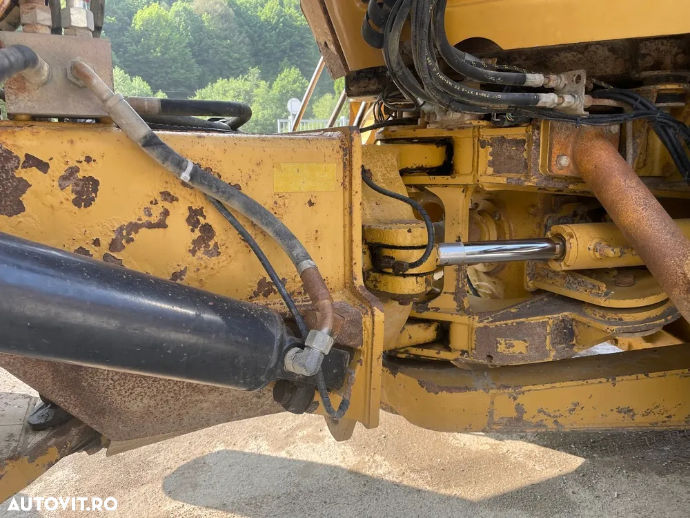 Caterpillar 725 - 14