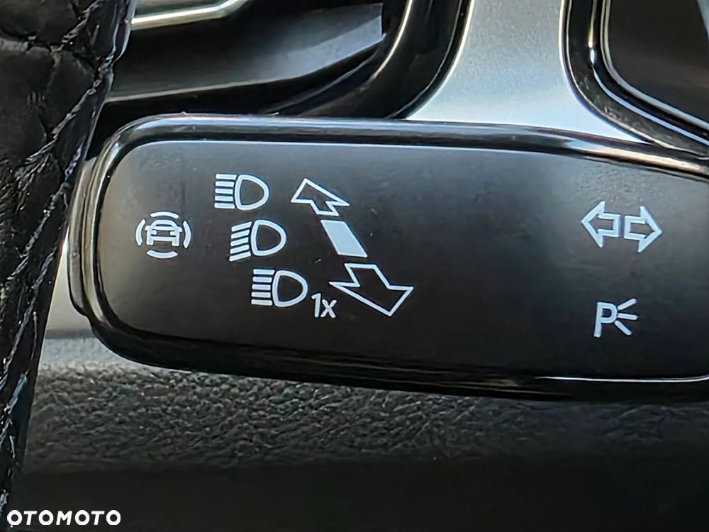 Volkswagen T-Roc 1.0 TSI United - 14