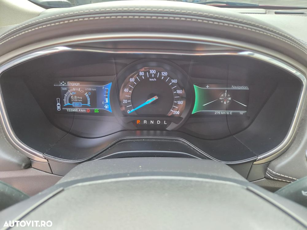 Ford Mondeo 2.0 HEV Vignale - 12