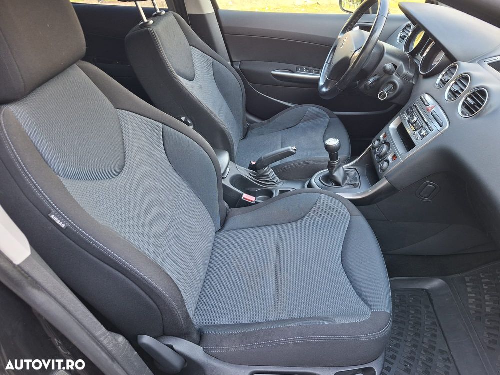Peugeot 308 - 9