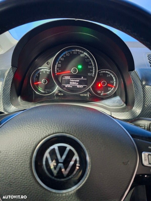 Volkswagen up! - 9