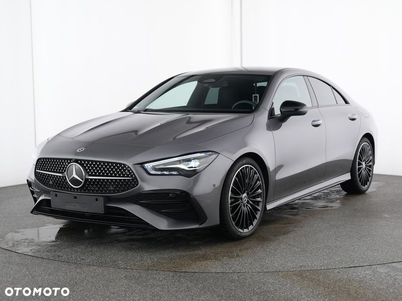 Mercedes-Benz CLA 220 7G-DCT AMG Line - 3