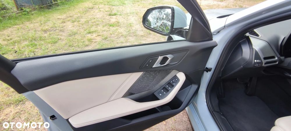 BMW Seria 1 120d - 23
