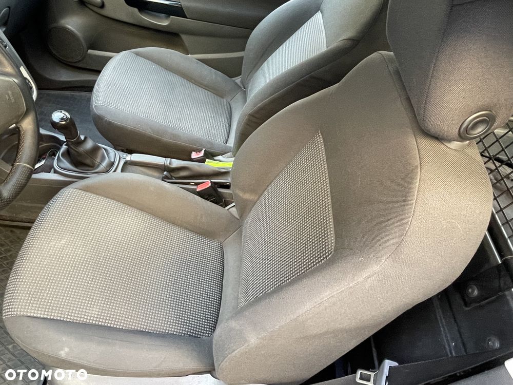 Opel Corsa 1.2 16V Essentia - 15