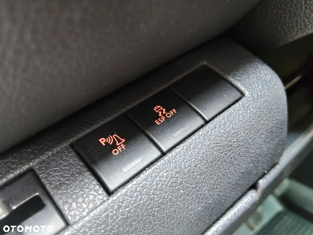 Peugeot 5008 HDI FAP 115 Business-Line - 31