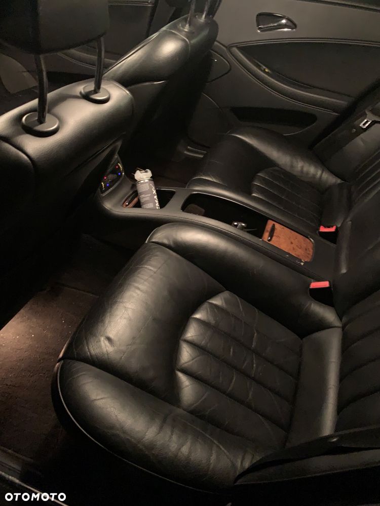 Mercedes-Benz CLS - 27
