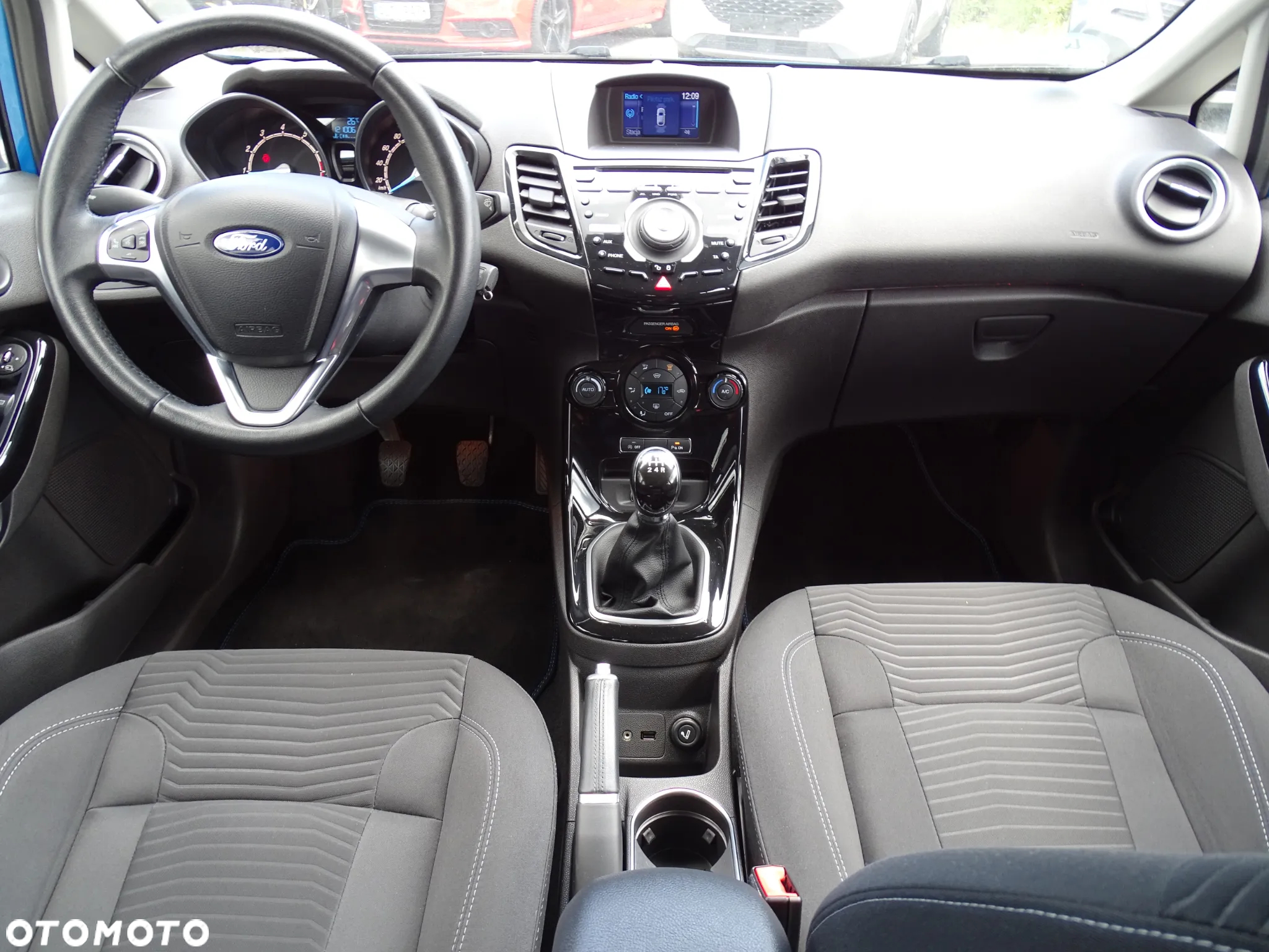 Ford Fiesta - 21