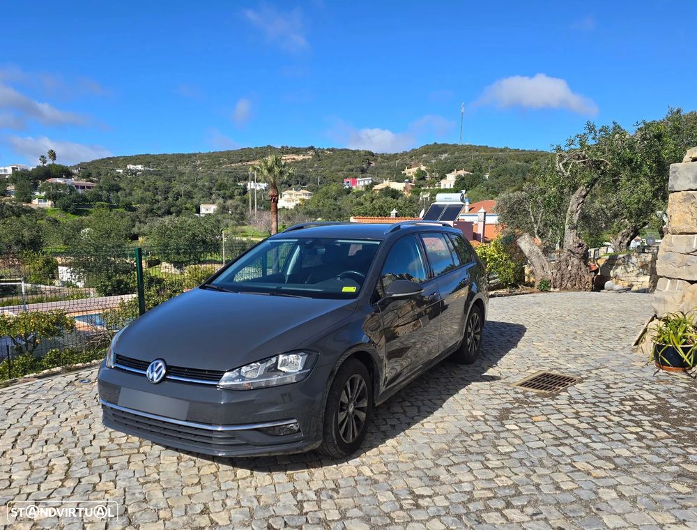 VW Golf Variant 1.6 TDi Highline DSG - 1