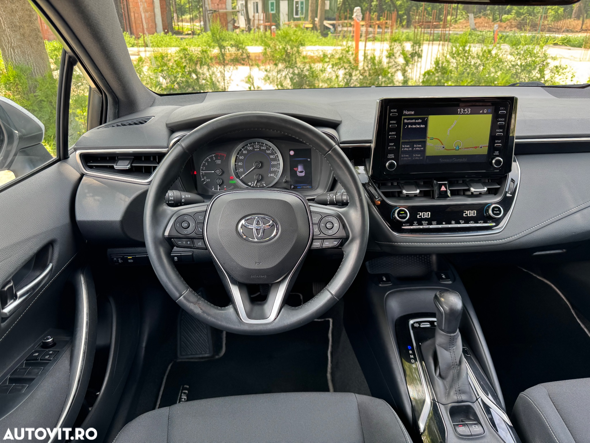 Toyota Corolla 1.8 Hybrid Comfort - 18