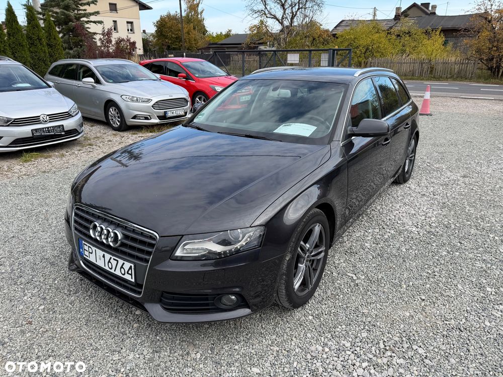 2010 Audi A4 Avant 1.8 TFSI Ambition, photograph 1