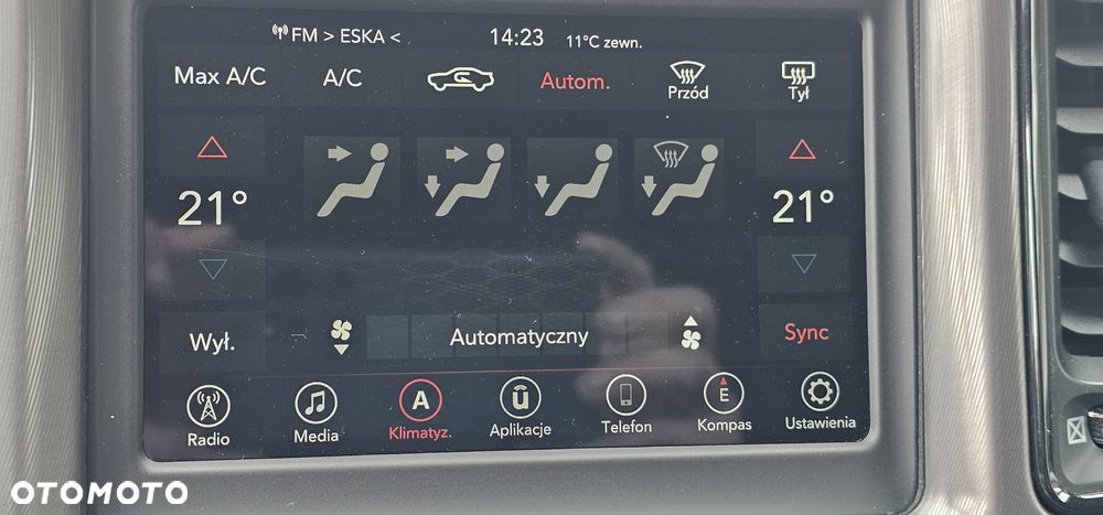 Dodge Challenger - 14