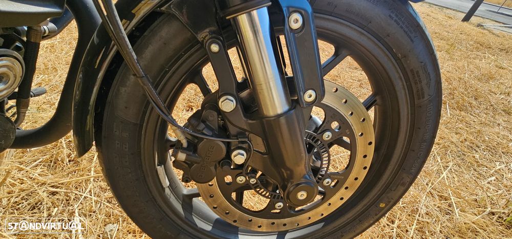 Royal Enfield Continental GT 650 Shotgum 650 - 17