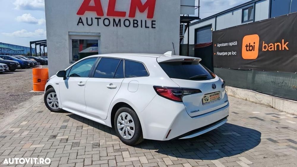 Toyota Corolla - 10