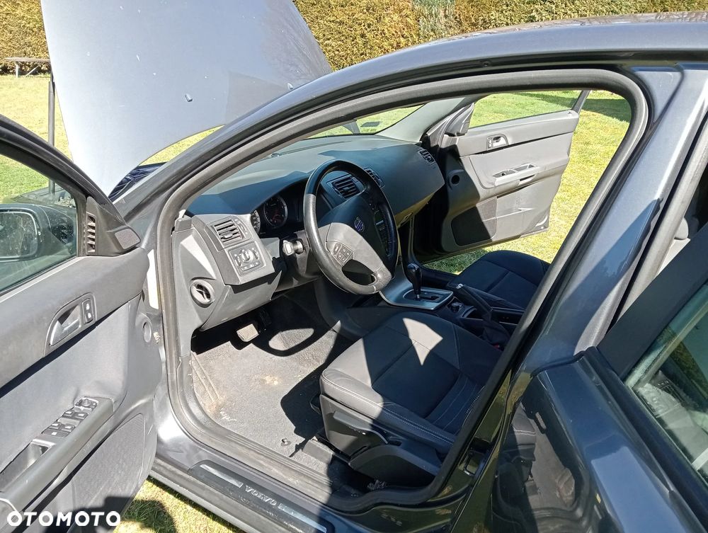 Volvo V50 2.4D5 - 8