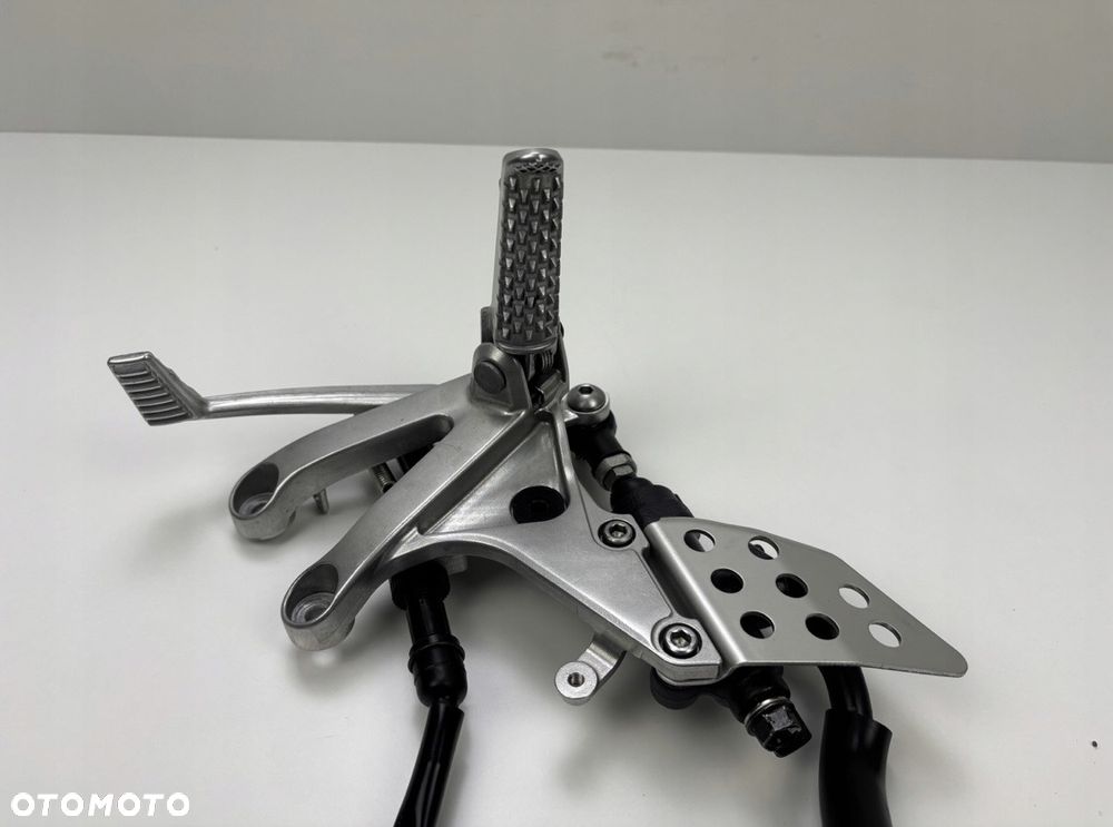 Prawy set kierowcy Honda CBR 600RR PC69 2024- Oryginał - 13