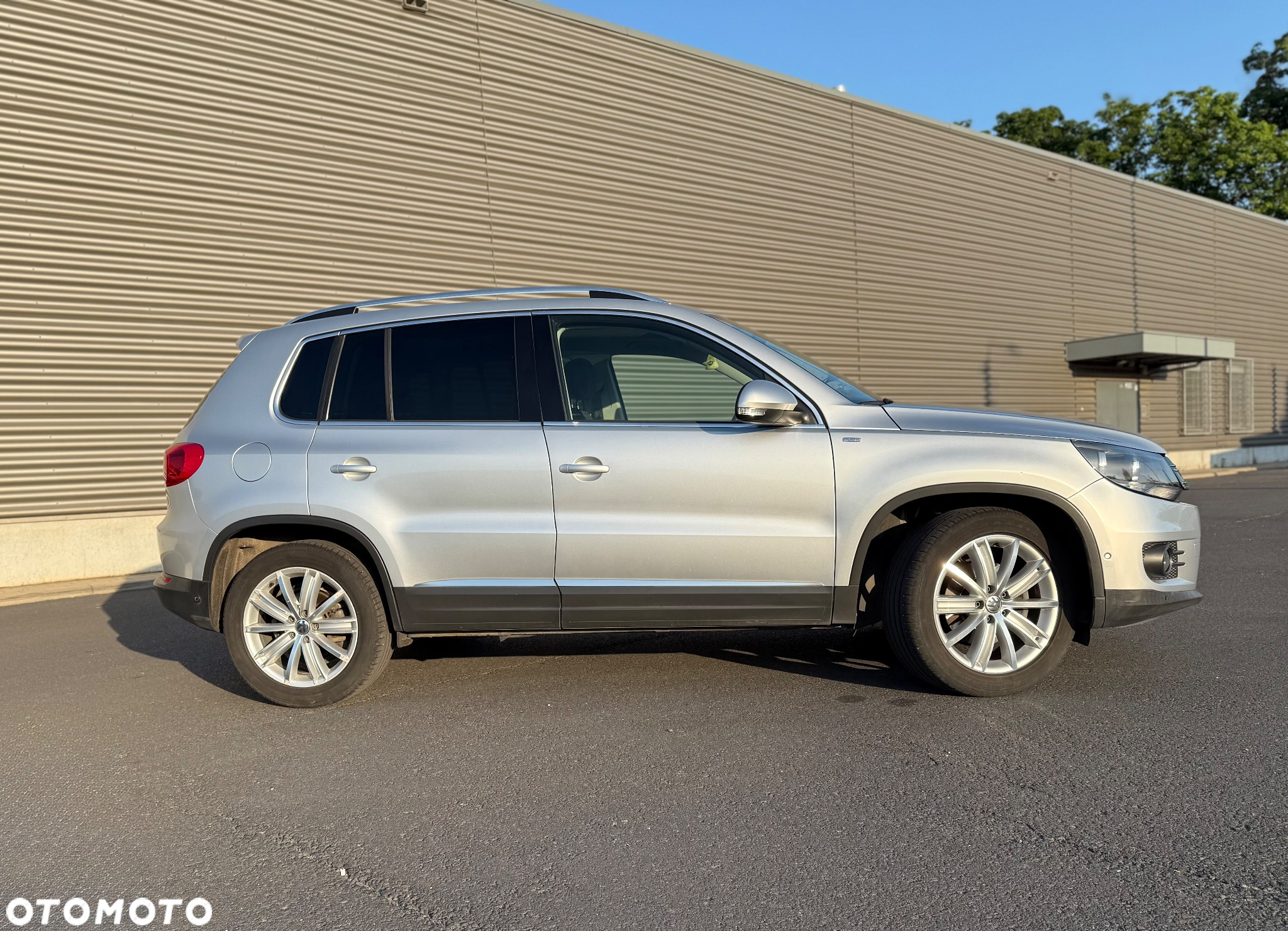 Volkswagen Tiguan 2.0 TDI DPF BlueMotion Technology Cup Sport & Style - 4