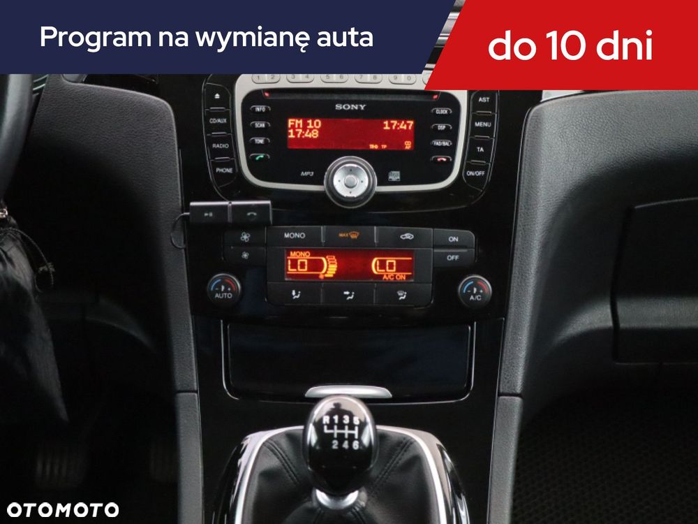 Ford S-Max - 14