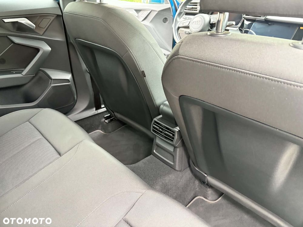 Audi A3 Limousine 30 TFSI mHEV Advanced S tronic - 19
