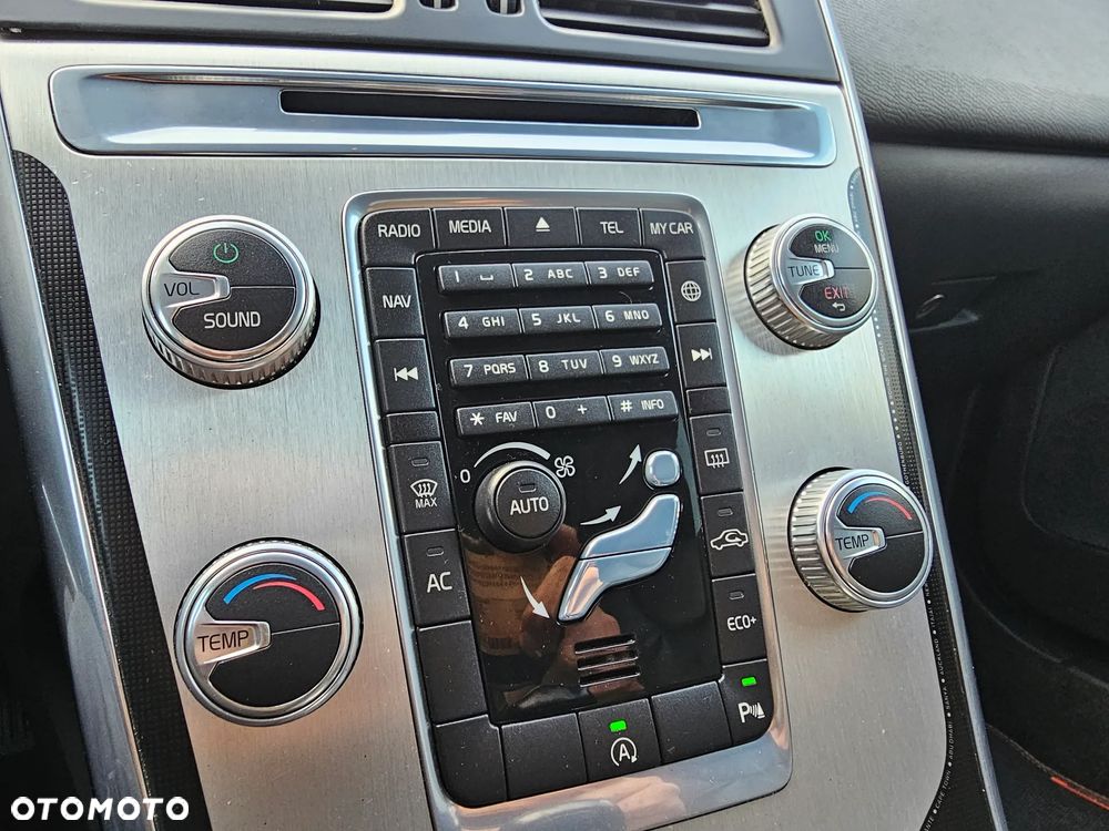 Volvo XC 60 D4 Geartronic Ocean Race - 22