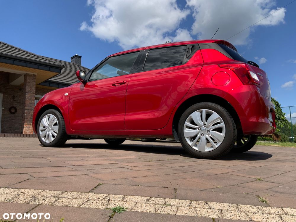 Suzuki Swift 1.2 Premium Plus CVT - 13