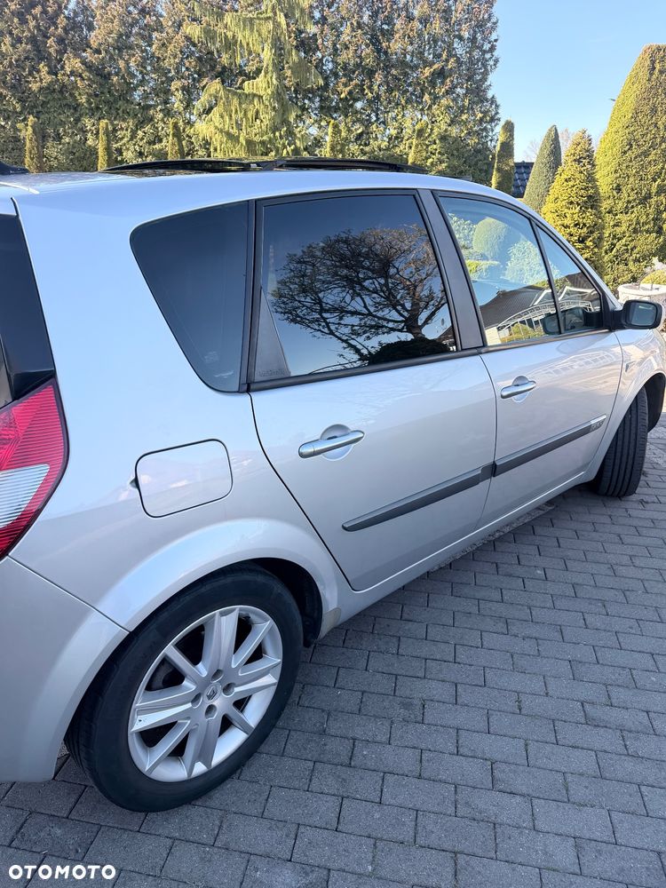 Renault Scenic 1.9 dCi Avantage - 28