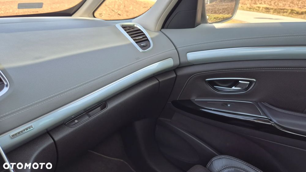 Renault Espace 1.6 TCE Initiale Paris EDC - 24