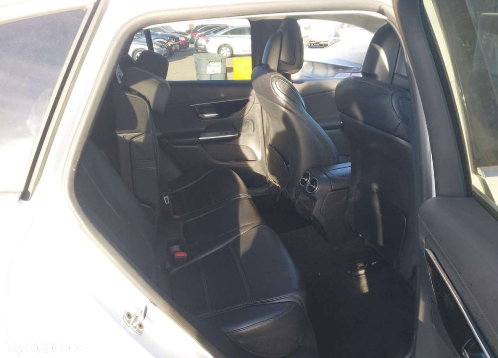 Mercedes-Benz GLC - 11