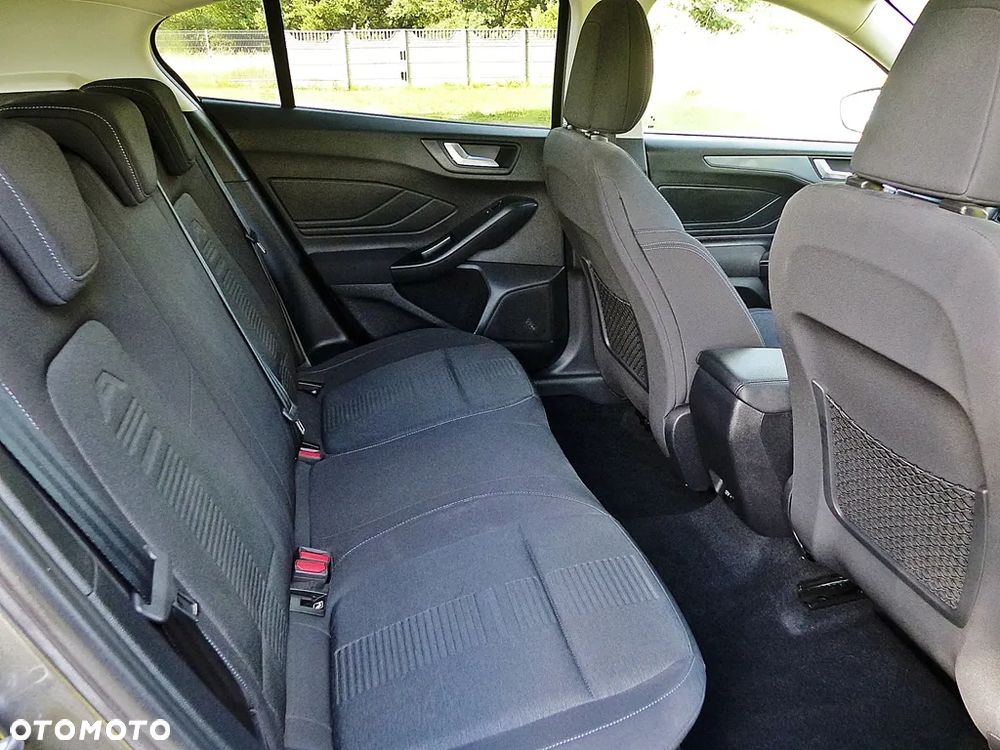 Ford Focus 1.0 EcoBoost Hybrid ACTIVE STYLE - 23