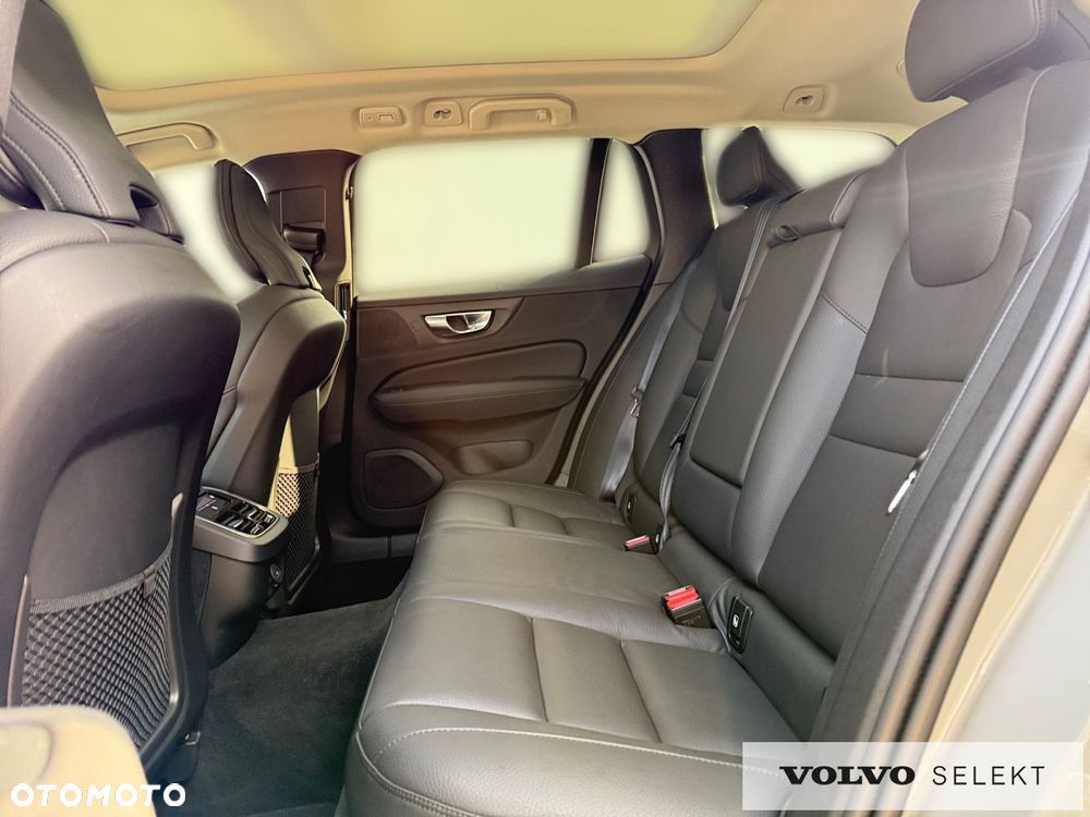 Volvo V60 - 13