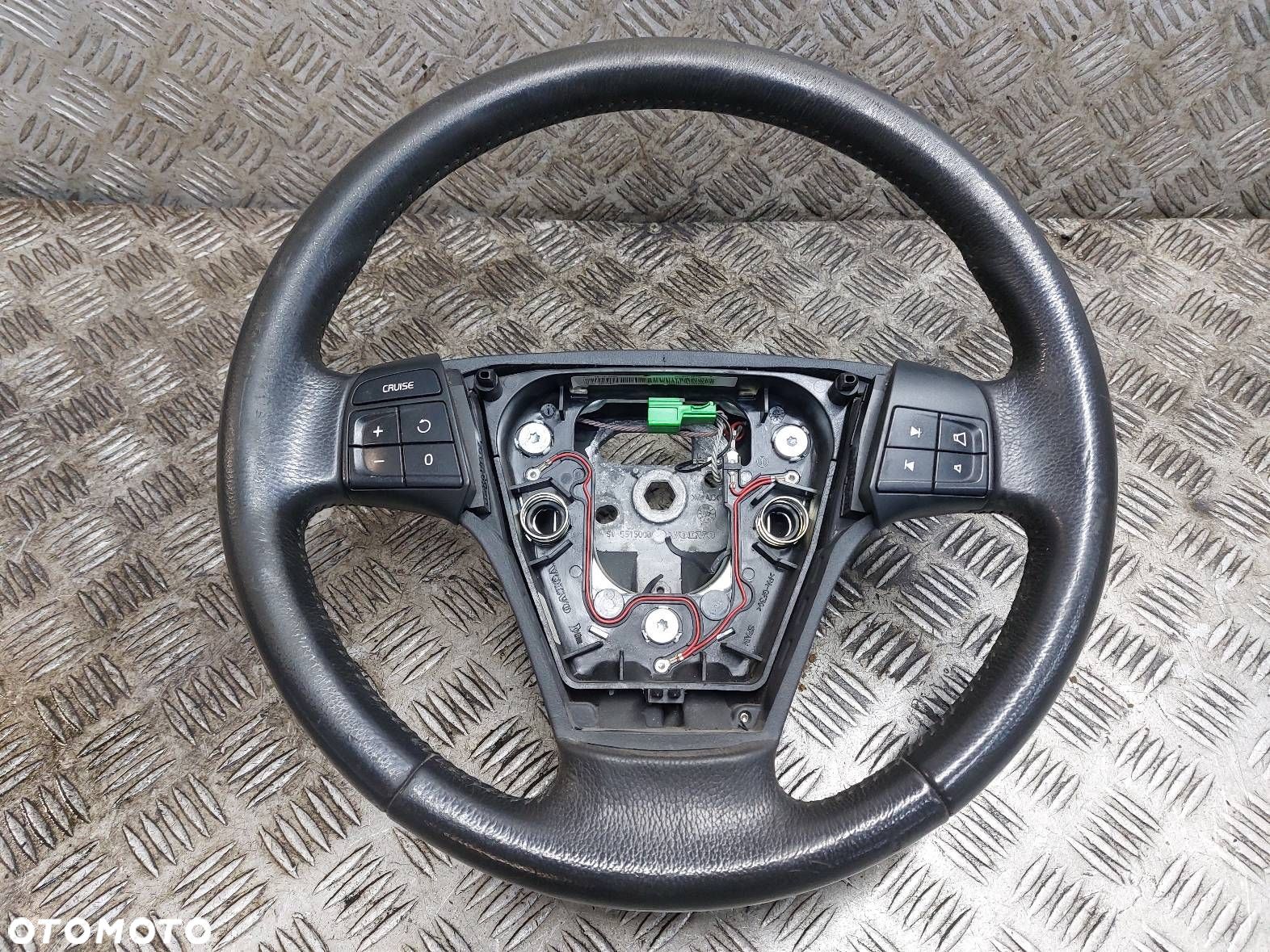 KIEROWNICA VOLVO S40 II V50 I C30 8687337 8637491 8637471 - 1