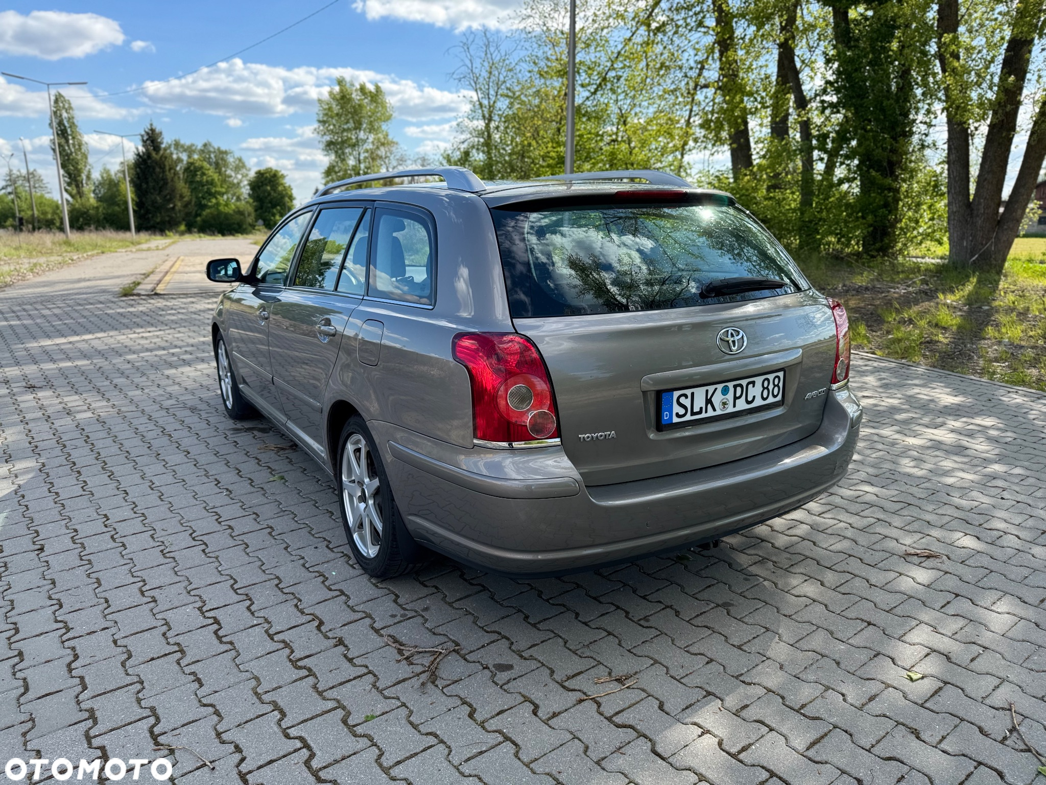 Toyota Avensis 2.0 VVT-i Prestige Premium - 8