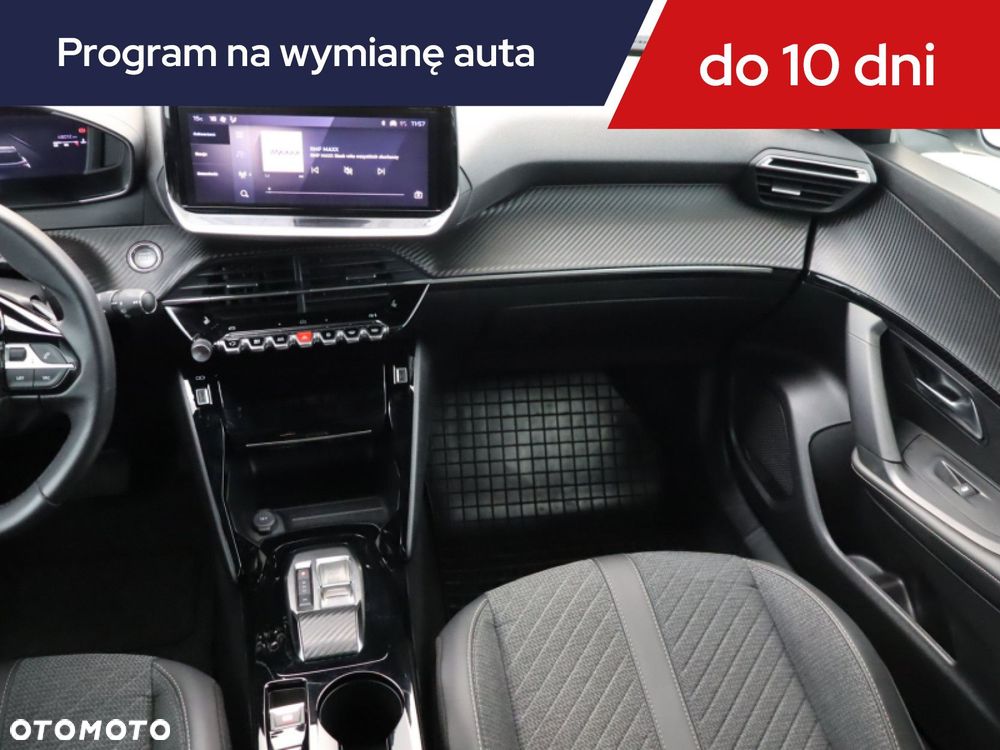 Peugeot 2008 - 10