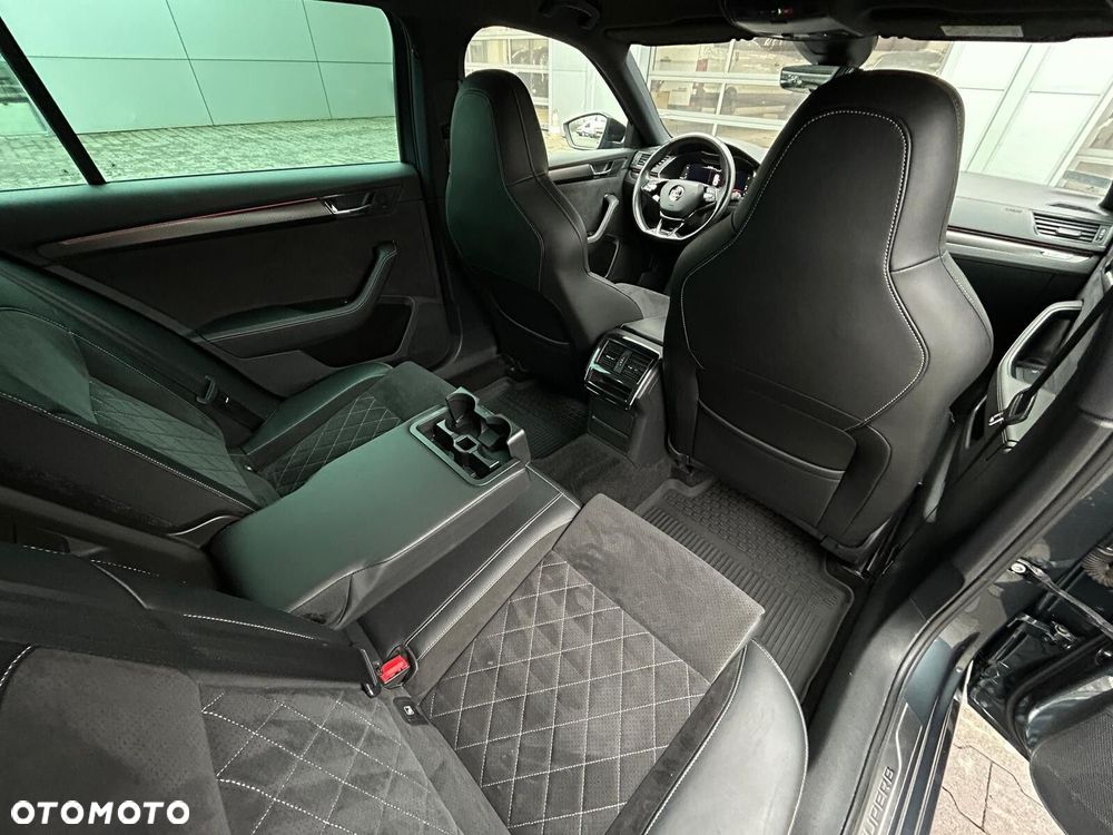 Skoda Superb 2.0 TSI Sportline DSG - 10
