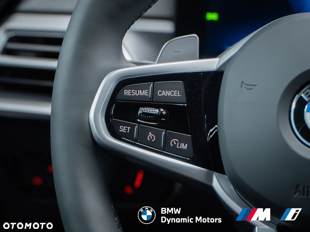 BMW Seria 3 318i M Sport - 25